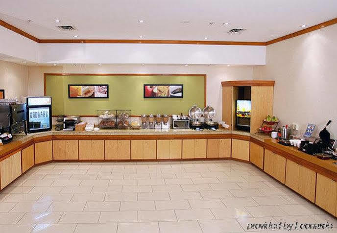 Fairfield Inn & Suites By Marriott Μπελβίλ Εξωτερικό φωτογραφία